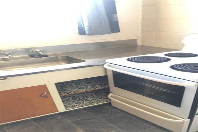 Photo of property in 1-3/55 Milton Street, Gore, 9710