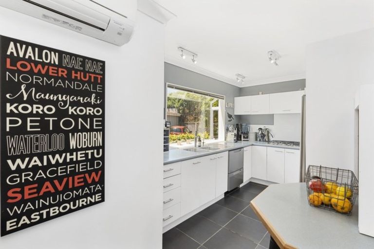 Photo of property in 115a Normandale Road, Normandale, Lower Hutt, 5010