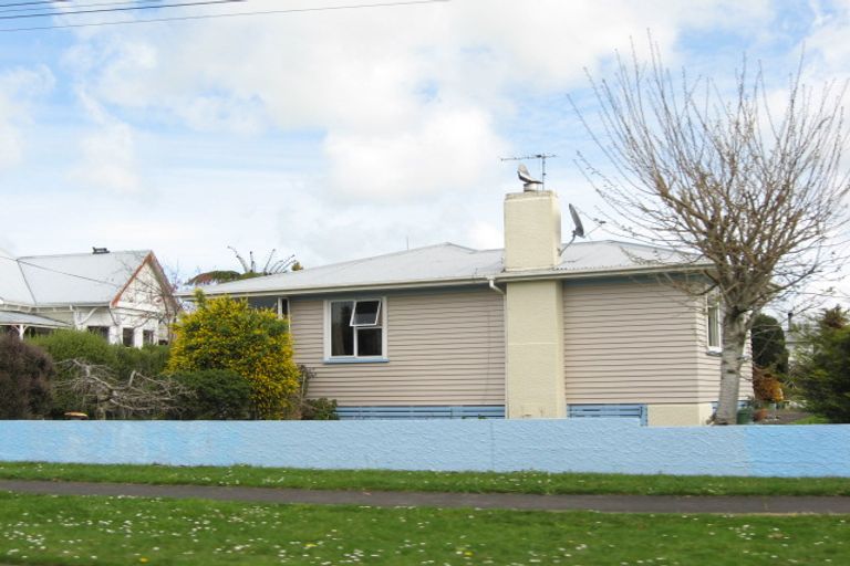 Photo of property in 48 Mahoe Street, Inglewood, 4330