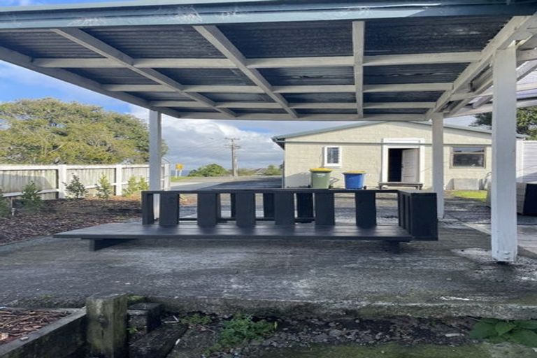 Photo of property in 87 Don Buck Road, Massey, Auckland, 0614