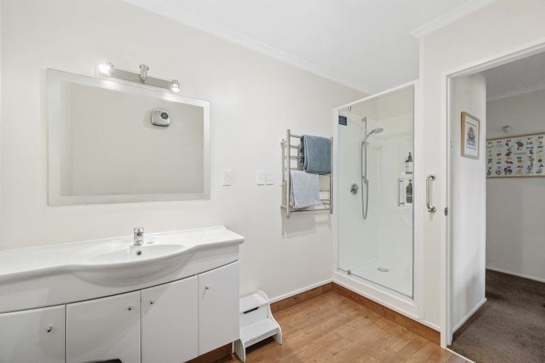 Photo of property in 25 Boundary Road, Waipahihi, Taupo, 3330