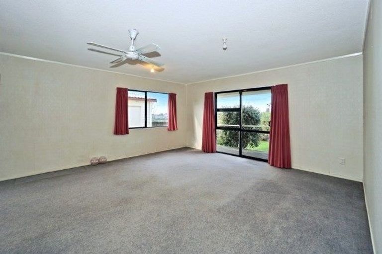 Photo of property in 52a Oxford Street, Te Puke, 3119