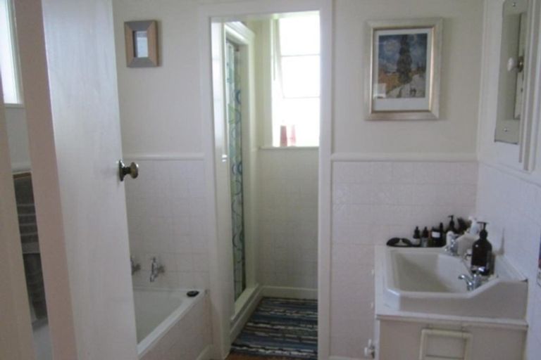 Photo of property in 198 Kawaha Point Road, Kawaha Point, Rotorua, 3010