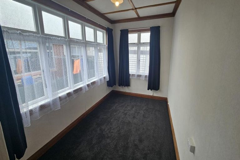 Photo of property in 46 Sackville Street, Fitzroy, New Plymouth, 4312