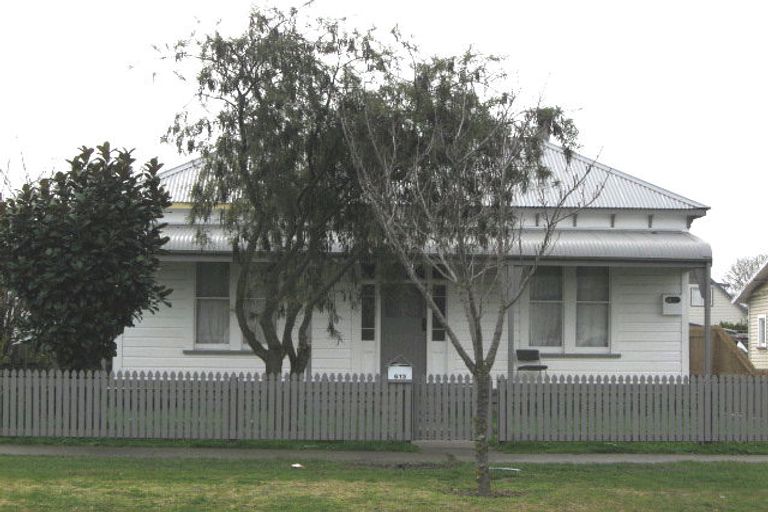 Photo of property in 613 Queen Street West, Saint Leonards, Hastings, 4120