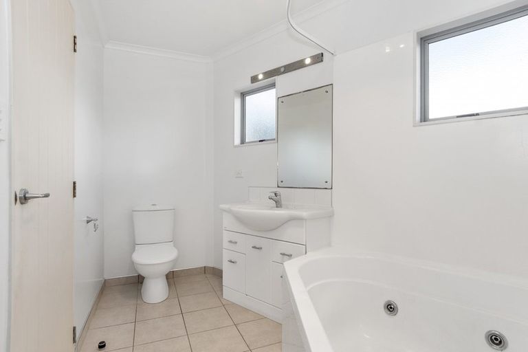 Photo of property in 3/50 May Street, Mount Maunganui, 3116