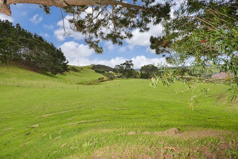 Photo of property in 108b Quail Road, Kaukapakapa, Warkworth, 0984