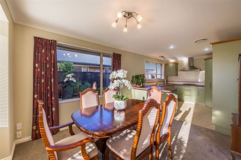 Photo of property in 32 Eaglesome Avenue, Aidanfield, Christchurch, 8025