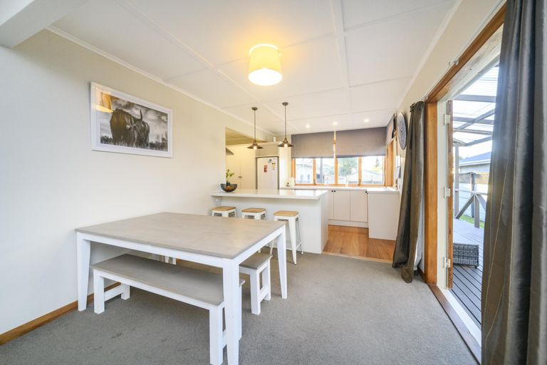 Photo of property in 30 Guy Avenue, Takaro, Palmerston North, 4410