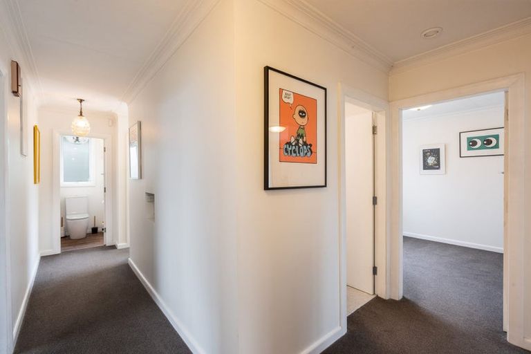 Photo of property in 52 Middleton Road, Kew, Dunedin, 9012