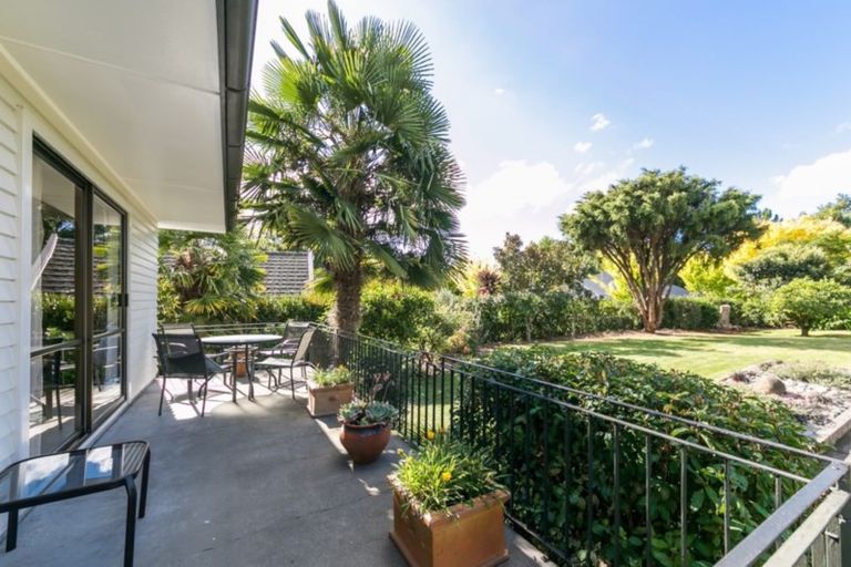 Photo of property in 12 Margaret Avenue, Havelock North, 4130