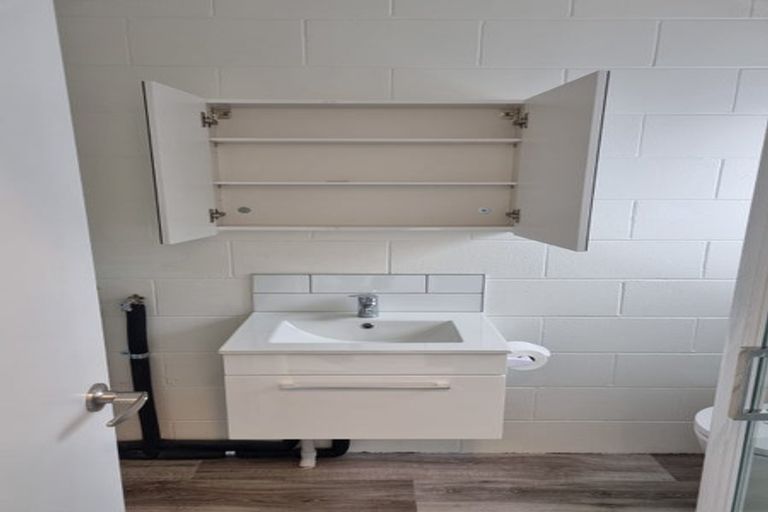 Photo of property in 44a Macandrew Road, South Dunedin, Dunedin, 9012