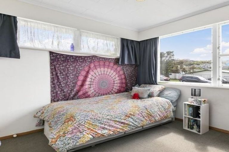 Photo of property in 9 Cedar Street, Maungaraki, Lower Hutt, 5010