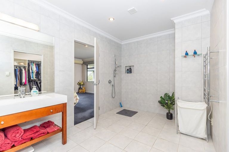 Photo of property in 37 Wynvale Lane, Rotokauri, Hamilton, 3289