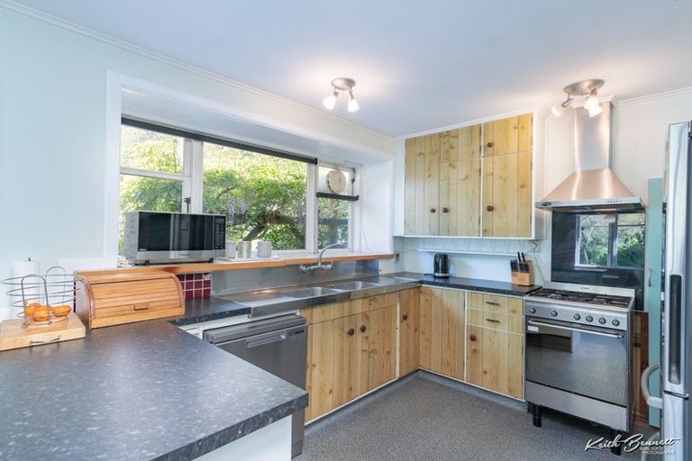 Photo of property in 16 Black Beech Street, Birchville, Upper Hutt, 5018