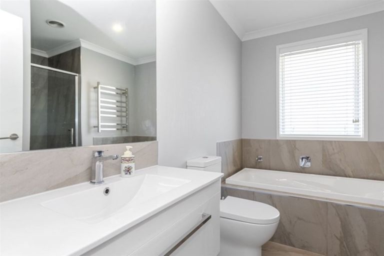 Photo of property in 7 Jeffs Way, Papamoa Beach, Papamoa, 3118