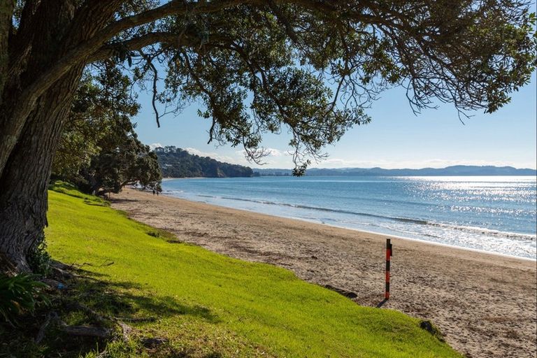 Photo of property in 5 Claude Road, Stanmore Bay, Whangaparaoa, 0932