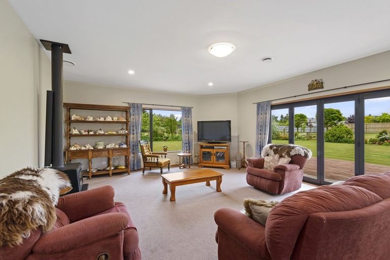 Photo of property in 28 Tawera Lane, Oxford, 7430