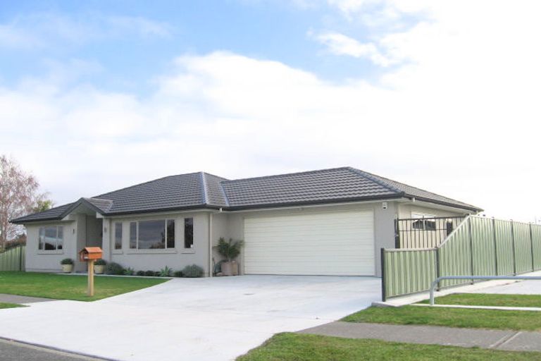 Photo of property in 2 Norfolk Street, Tamatea, Napier, 4112