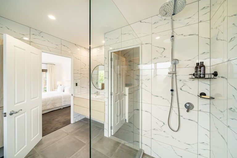 Photo of property in 65 Mount Marua Way, Timberlea, Upper Hutt, 5018