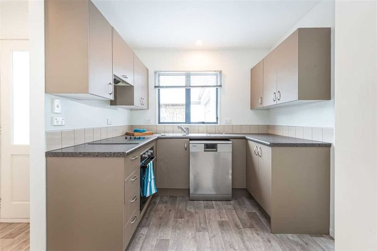 Photo of property in 6/56 London Street, Richmond, Christchurch, 8013