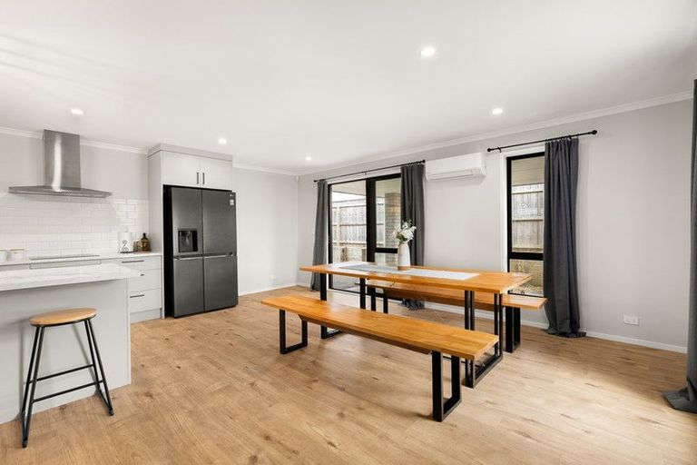 Photo of property in 15 Pipi Crescent, Tuakau, 2121