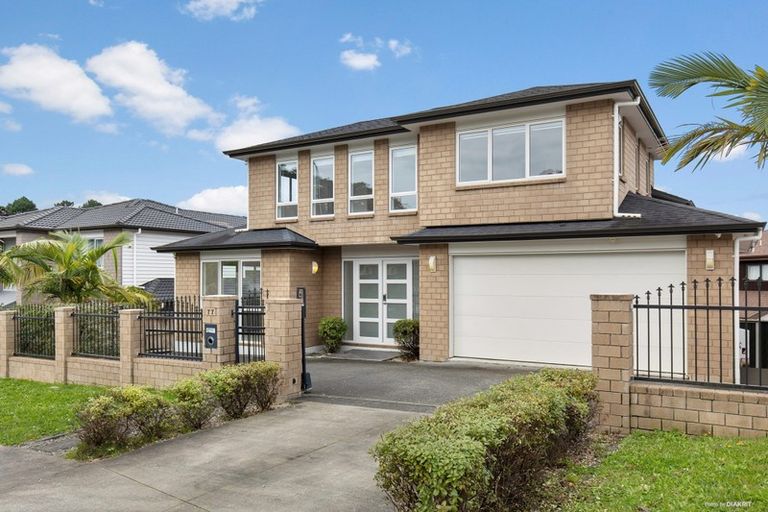 Photo of property in 77 Golden Morning Drive, Albany Heights, Auckland, 0632