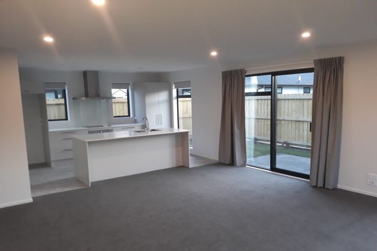 Photo of property in 11 Romney Drive, Belfast, Christchurch, 8051