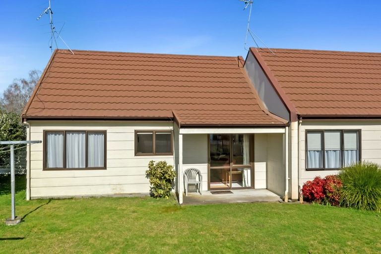 Photo of property in 12b Kingfisher Way, Te Kowhai, Hamilton, 3288