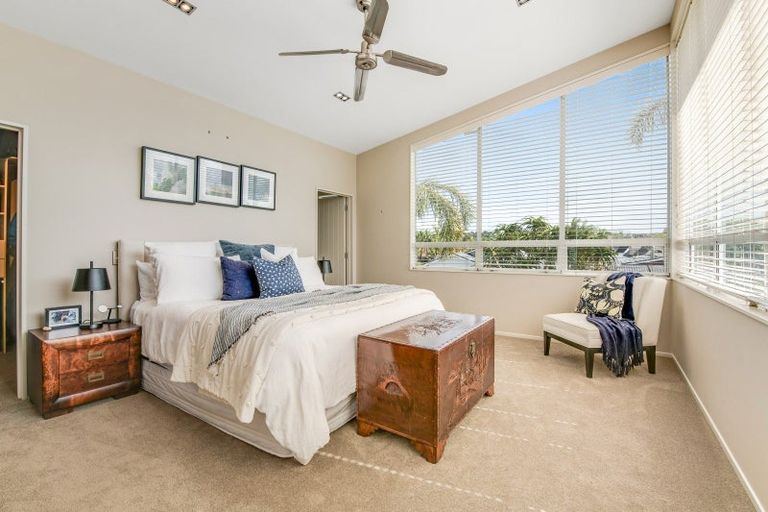 Photo of property in 58 The Circle, Manly, Whangaparaoa, 0930