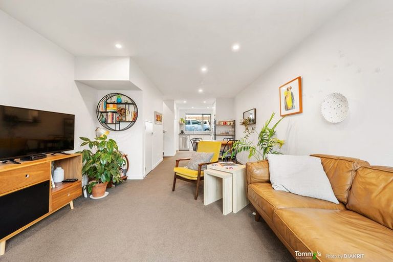 Photo of property in 10/24 Princess Terrace, Newtown, Wellington, 6021