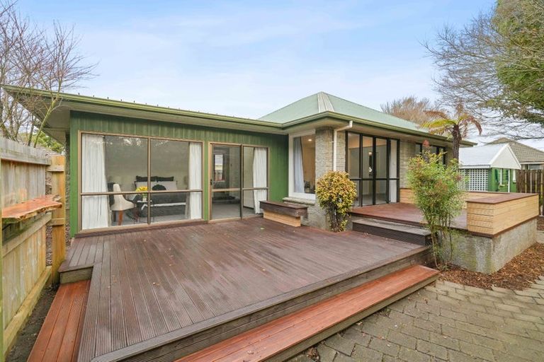 Photo of property in 214 Condell Avenue, Papanui, Christchurch, 8053