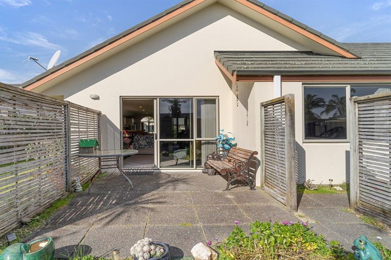 Photo of property in Seacrest, 7/200 Papamoa Beach Road, Papamoa Beach, Papamoa, 3118