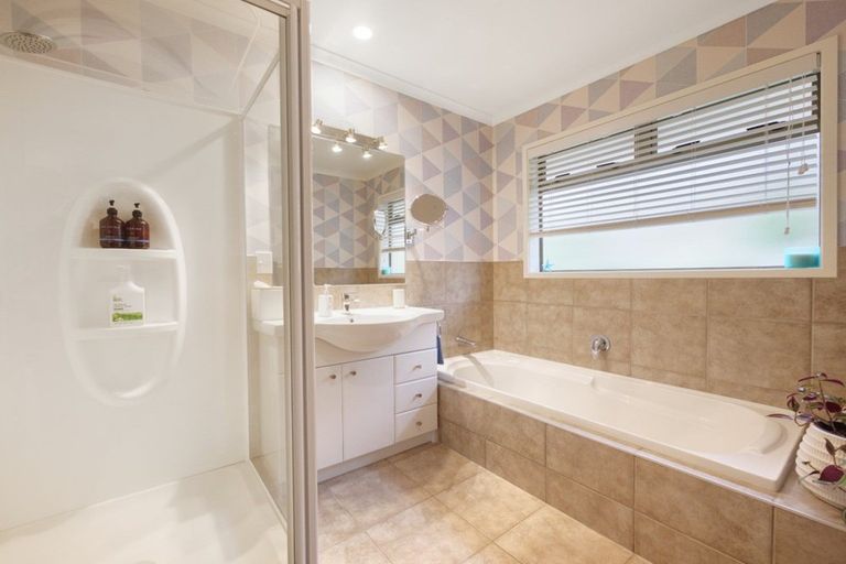 Photo of property in 43 Woodleigh Place, Ohauiti, Tauranga, 3112