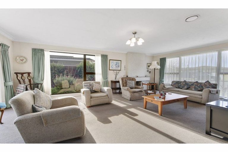 Photo of property in 1 Kinley Street, Rangiora, 7400