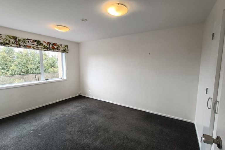 Photo of property in 6/21 Duchess Place, Maupuia, Wellington, 6022