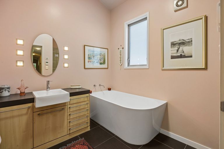 Photo of property in 12 Hadley Close, Glenleith, Dunedin, 9010
