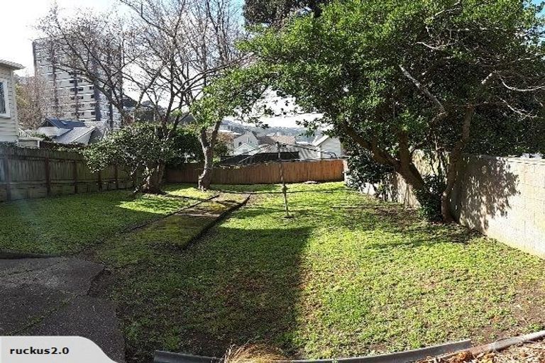Photo of property in 6 Newman Terrace, Thorndon, Wellington, 6011