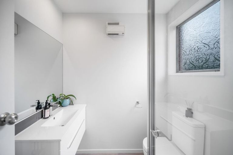 Photo of property in 6 Omega Place, Casebrook, Christchurch, 8051