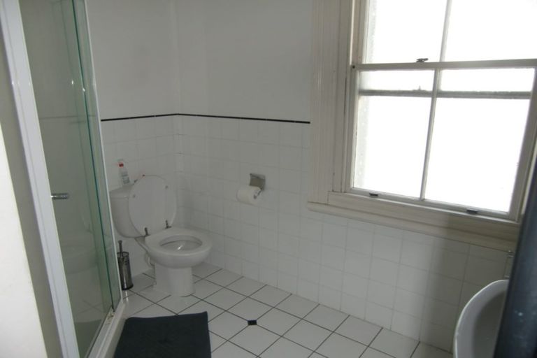 Photo of property in 2/209 Ponsonby Road, Ponsonby, Auckland, 1011