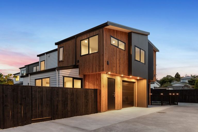 Photo of property in 14d Benders Avenue, Hillcrest, Auckland, 0627