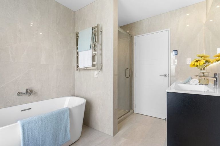 Photo of property in 9 Backridge Way, Flat Bush, Auckland, 2019