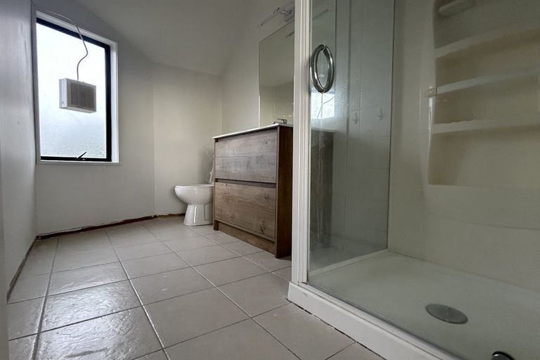 Photo of property in 1/22 Nile Road, Milford, Auckland, 0620