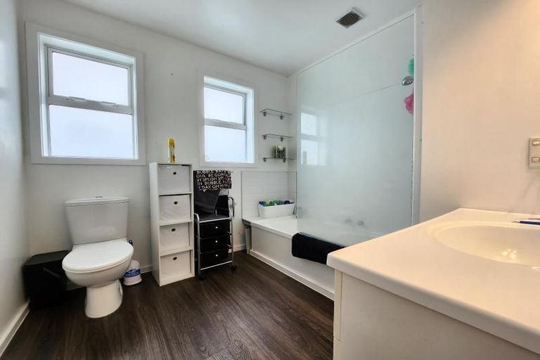 Photo of property in 10 Feist Street, Naenae, Lower Hutt, 5011