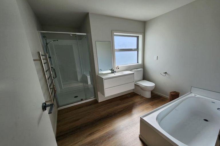 Photo of property in 7 Mcgrath Way, Taita, Lower Hutt, 5011