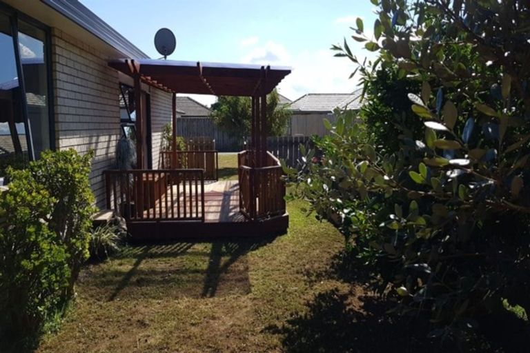 Photo of property in 37 Pateke Drive, Takanini, 2112