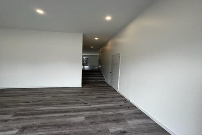 Photo of property in 31 Clara Road, Silverdale, 0932