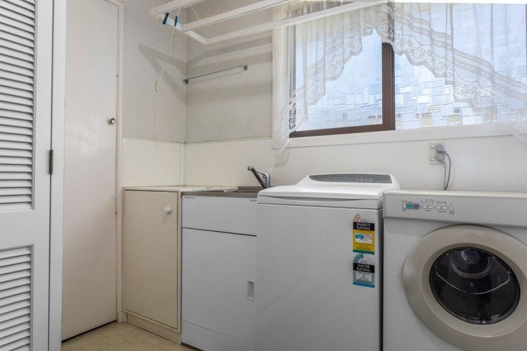 Photo of property in 14 Barry Avenue, Whakatane, 3120