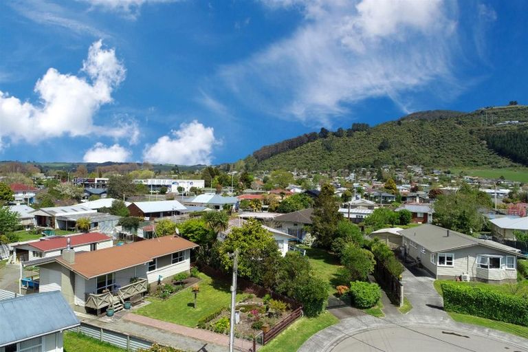 Photo of property in 26 Fenruss Street, Fairy Springs, Rotorua, 3015