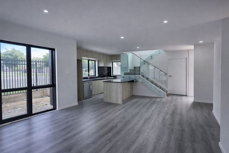 Photo of property in 6 Kerrydale Road, Manurewa, Auckland, 2102